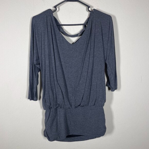 White House Black Market Tops - White House Black Market Women's 3/4 Sleeve Banded Bottom Gray Top S Cross Back!